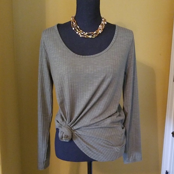 ❤ LuLaRoe Lynnae! - Picture 2 of 5